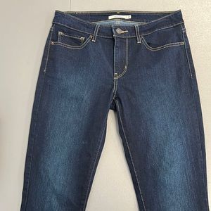 Womens Levi 711 Skinny waist 27 inseam 28. NWOT